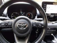 Usata Toyota Yaris Hybrid Active 92 CV (67 kW) 2021 Argento Berlina