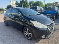 Usata Peugeot 208 Allure 92 CV (67 kW) 2014 Nero Utilitaria