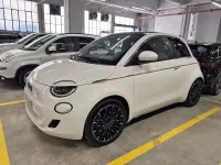 Usata Fiat 500e La Prima 86 kW (118 CV) 2024 Bianco Berlina