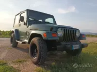Usata Jeep Wrangler Sahara 177 CV (130 kW) 2003 Verde SUV