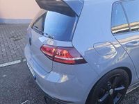 Usata VW Golf VII GTI 220 CV (161 kW) 2015 Berlina