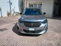 Usata Peugeot 2008 101 CV (74 kW) 2022 Grigio SUV