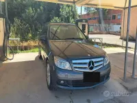 Usata Mercedes C220 125 CV (91 kW) 2011 Grigio Berlina