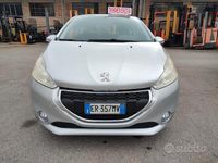 Usata Peugeot 208 Access 95 CV (69 kW) 2013 Grigio Utilitaria