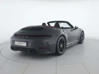 Usata Porsche 992 394 CV (289 kW) 2025 Grigio ardesia neo/capote ross Cabrio