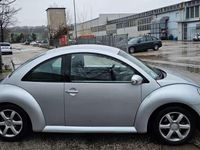 Usata VW New Beetle 101 CV (74 kW) 2003 Argento Utilitaria