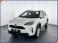 Nuova Toyota Yaris Cross Active 116 CV (85 kW) 2026 Bianco SUV