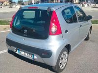 Usata Peugeot 107 68 CV (50 kW) 2009 Grigio Utilitaria