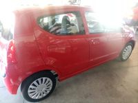 Usata Nissan Pixo 66 CV (48 kW) 2009 Rosso Utilitaria