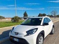 Usata Toyota Aygo X Lounge 72 CV (52 kW) 2023 Bianco SUV