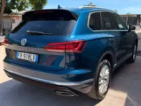 Usata VW Touareg Style 231 CV (169 kW) 2019 Blu/azzurro SUV