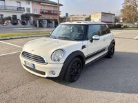 Usata Mini ONE 75 CV (55 kW) 2009 Beige Utilitaria
