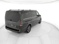 Usata Mercedes V300 Avantgarde 236 CV (173 kW) 2025 Grigio Monovolume