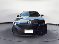 Usata BMW 520 M Sport 197 CV (144 kW) 2025 Grigio Berlina