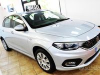 Usata Fiat Tipo Opening Edition 121 CV (88 kW) 2016 Argento Berlina