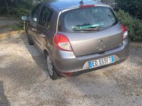 Usata Renault Clio II 75 CV (55 kW) 2010 Grigio Utilitaria