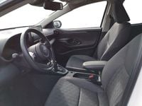 Usata Toyota Yaris Hybrid Trend 116 CV (85 kW) 2025 Bianco Utilitaria