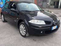 Usado Renault Mégane II 106 CV (77 kW) 2006 Negro Berlina