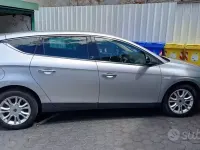Usata Lancia Delta 105 CV (77 kW) 2011 Grigio Utilitaria
