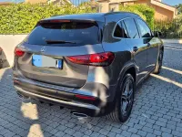 Usata Mercedes GLA180 Premium 116 CV (85 kW) 2022 Argento SUV