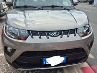 Usata Mahindra KUV100 87 CV (63 kW) 2020 Grigio SUV