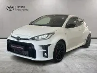 Usado Toyota Yaris 261 CV (191 kW) 2022 Blanco Utilitario