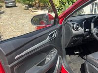 Usata MG ZS Luxury 111 CV (81 kW) 2021 Rosso Berlina