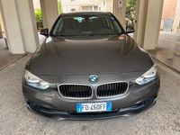 Usata BMW 318 150 CV (110 kW) 2016 Grigio Station wagon
