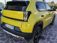 Usata Fiat Grande Panda La Prima 72 CV (52 kW) 2024 Giallo Utilitaria