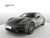 Usata Porsche Panamera 4 E-Hybrid 462 CV (339 kW) 2019 2h grigio vulcano metallizzato Utilitaria