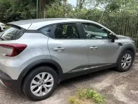 Usata Renault Captur 101 CV (74 kW) 2020 Grigio SUV