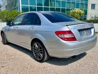 Usata Mercedes C180 156 CV (114 kW) 2008 Argento Berlina