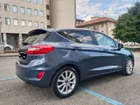 Usata Ford Fiesta Titanium 86 CV (63 kW) 2019 Blu/azzurro Utilitaria