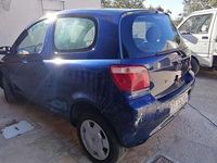 Usata Toyota Yaris Luna 86 CV (63 kW) 2002 Berlina