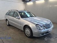 Usata Mercedes E270 Elegance 177 CV (130 kW) 2006 Grigio Station wagon
