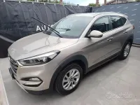 Usata Hyundai Tucson Xpossible 116 CV (85 kW) 2016 Grigio SUV