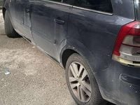 Usata Opel Zafira Club 110 CV (80 kW) 2008 Monovolume