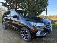 Usata Ford Kuga ST-Line 120 CV (88 kW) 2018 Nero SUV