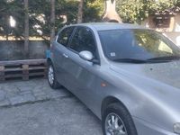 Usata Alfa Romeo 147 120 CV (88 kW) 2001 Grigio Utilitaria