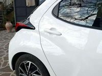 Usata Toyota Yaris Trend 72 CV (52 kW) 2022 Bianco Utilitaria