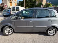 Gebraucht Lancia Musa Gold 95 PS (69 kW) 2011 Grau Van / Kleinbus