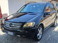 Usata Mercedes ML320 224 CV (164 kW) 2006 Nero SUV