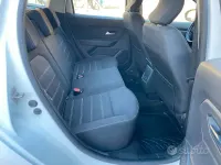 Usata Dacia Duster 101 CV (74 kW) 2022 Bianco SUV