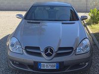 Usata Mercedes SLK200 163 CV (119 kW) 2005 Beige Cabrio