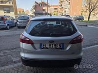 Begagnad Ford Focus 125 HK (91 kW) 2012 Grå Kombi