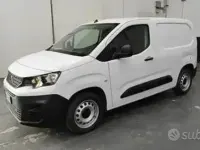 Usata Peugeot Partner 105 CV (77 kW) 2021 Monovolume