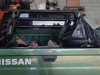 Usata Nissan Navara 103 CV (75 kW) 2001 Verde Pick-up