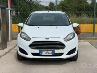 Usado Ford Fiesta Titanium 80 HP (58 kW) 2013 Branco Sedan