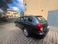 Usata Toyota Avensis 150 CV (110 kW) 2008 Grigio Station wagon
