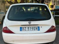 Usata Lancia Ypsilon 2002 Bianco Utilitaria
